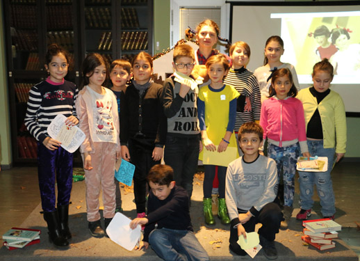 Schoolchildren at TSU Library of the Future